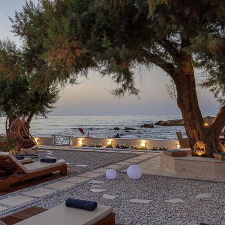 Villa Seashell -Wonderful Newly Renovated Villa On The Beach Galatás Exterior foto